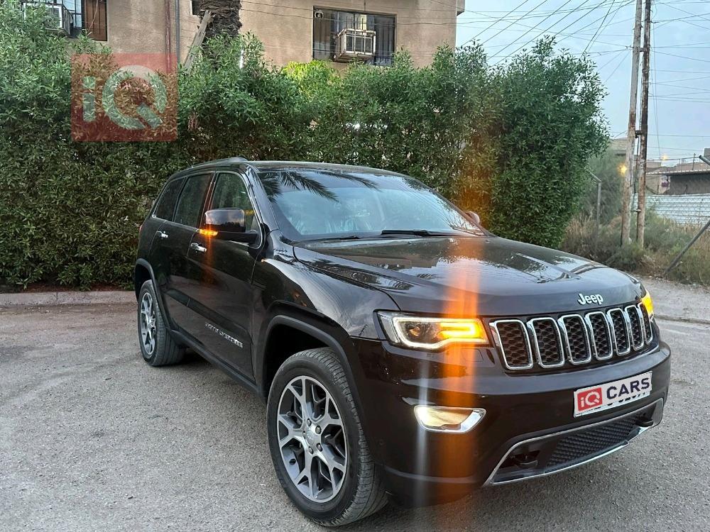 جيب جراند شيروكي